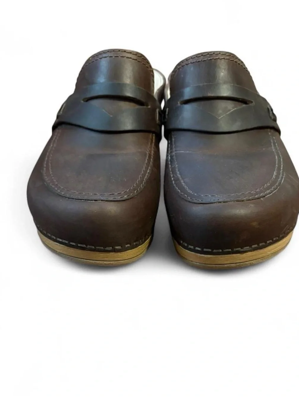 Brown leather Dansko clogs great condition‎ size 6 women’s